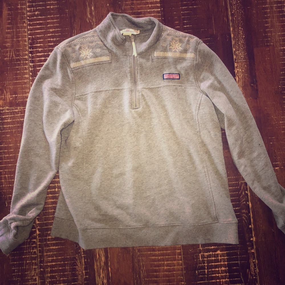 Vineyard vines grey with snowflakes shep shirt!!